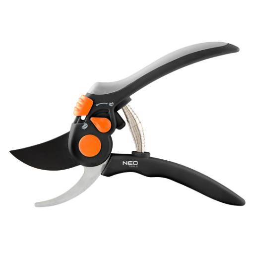 By-pass secateurs 200 mm, range up to 18 mm, adjustable spacing