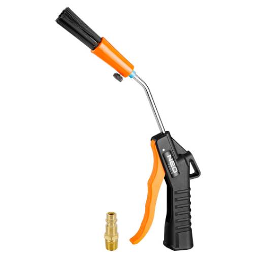 Blowing gun with brush