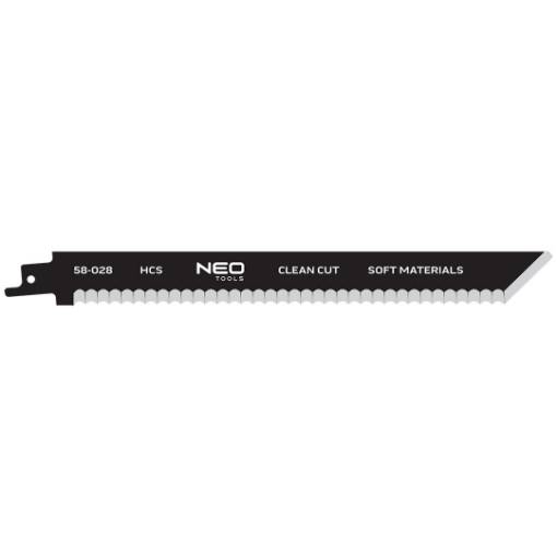 Sabre saw blade for clean cutting of insulation, rubber, cardboard 228 mm, HCS