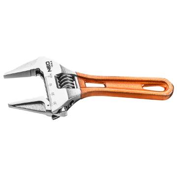 Adjustable wrench short 139 mm, range 0-32 mm
